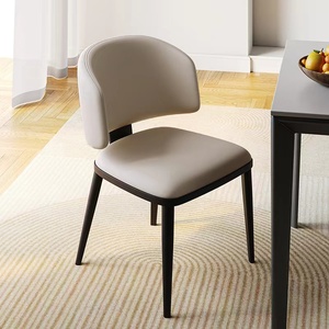 意式现代简约餐椅家用吃饭椅子铁艺靠背椅卧室书桌椅2024新款椅子