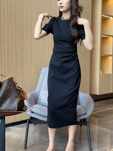 法式黑色纯色收腰圆领连衣裙女2024新款夏季显瘦韩版百搭气质长裙