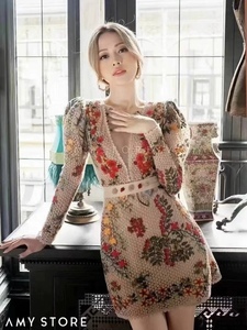 越南小众设计师新款法式宫廷复古洋气礼服轻奢刺绣花色连衣裙A101
