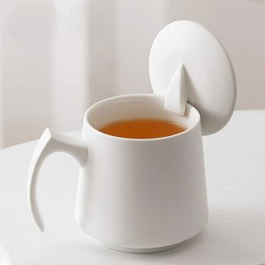 陶瓷茶杯个人简约办公室马克杯带盖过滤家用茶水分离杯子三件套装