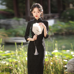 新中式旗袍改良黑色淡雅显瘦年轻款少女秋冬季连衣裙2023新款长袖