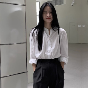 韩版圆领白色衬衫女长袖2024初春款衬衣港味复古设计感小众上衣潮