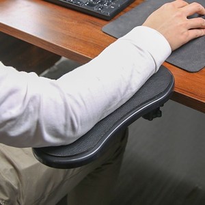 电脑手臂托架宿舍桌面延长板手肘托架鼠标垫带腕托椅子手托架旋转