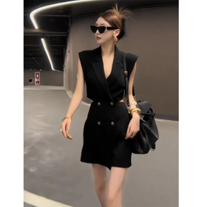 法式赫本风高端精致一件式连体衣黑色西装连衣裙裤2024新款女装夏