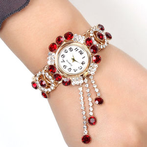 新款女士金色手镯手表复古百搭水钻手链表韩版潮流女手表石英腕表