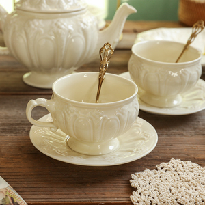 法式下午茶红茶杯子复古浮雕花园咖啡杯碟套装英式奶油色陶瓷茶壶