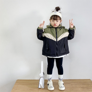 儿童夹棉冲锋衣外套2023冬季新款韩版男童女童时尚撞色连帽派克服