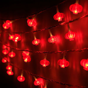 LED彩灯闪灯串灯过年装饰灯元宵小红灯笼婚房春节中国结新年挂。