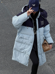 欧洲站2022冬装新款欧货女装韩版撞色字母印花中长款连帽羽绒服潮