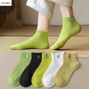 牛油果袜子女中筒袜纯棉夏季薄款日系可爱绿色袜女士短袜浅口新款
