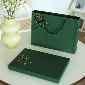 墨绿色羊绒围巾披肩包装盒中国风长方形丝巾礼品盒年会手提袋定制