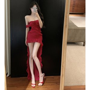 法式气质名媛宴会晚礼服裙小众设计拖尾抹胸一字肩红色连衣裙夏季