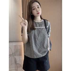 大码女装韩版减龄洋气娃娃衫上衣夏季新款时尚泡泡袖黑白格子衬衫