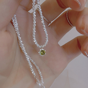 极简冷淡风橄榄绿单钻项链女高级感小众设计碎银子轻奢气质颈链夏