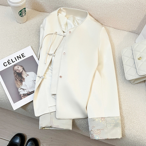 玉白色新中式小香风西装外套女2024春季新款小个子高级感气质上衣