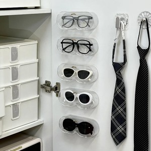 眼镜收纳壁挂式太阳镜防压置物架便携免打孔墨镜放置架近视镜支架
