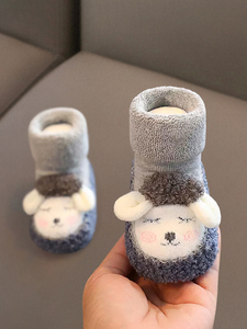 婴儿鞋袜秋冬季男宝0-3—6到12个月一岁女宝宝鞋子软底学步地板鞋