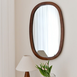 家用复古实木异形化妆镜卧室创意梳妆台镜子原木挂墙椭圆形浴室镜