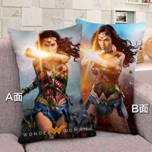DC漫画神奇女侠电影手办周边毛绒等身沙发抱枕靠垫盖尔·加朵同款