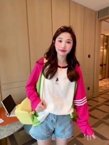 大码韩国女装2024夏季新款洋气玫红色袖子拼白绿防晒长袖T恤上衣