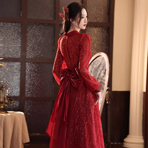 红色敬酒服2024新款新娘高级感平时可穿长袖秋冬季订婚礼裙回门服