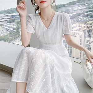 法式白色蕾丝连衣裙女夏季大码新款高级气质长裙显瘦纯棉仙女裙子