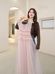法式复古粉色连衣裙子高端仙女裙度假网纱吊带纱裙女新款长裙女装