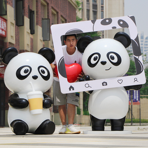 商场小区奶茶店卡通爱心熊猫雕塑售楼部景区网红打卡动物相框装饰