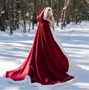 冬季加厚保暖红色斗篷国风婚纱礼服御寒外搭摄影拍照大裙摆披风
