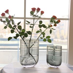 北欧玻璃花瓶透明 U形竖纹创意客厅插花鲜花玫瑰百合花器装饰摆件