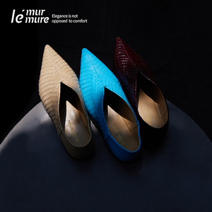 Le' Murmure 2024春季新款三色尖头蛇皮平底鞋小众设计师女士单鞋