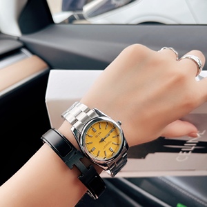 飞亚达2024新款石英机芯手表全钢材质轻奢时尚小众女款学生女士表