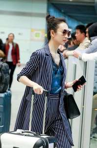 Spring new Wang Ou star medium and long striped small suit j