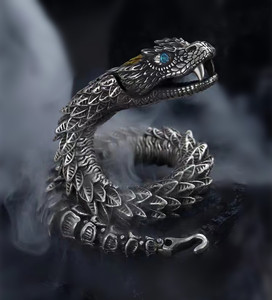 纯银蛇骨形男式银手链男款高级感小众美杜莎响尾蛇霸气蛇元素饰品