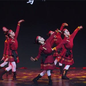蒙族舞蹈白马演出服少儿表演服三月三少数民族舞台服装蒙古筷子舞