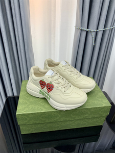 BALENCIAGA巴黎世家经典老爹女鞋新款双G古奇厚底草莓彩虹休闲鞋