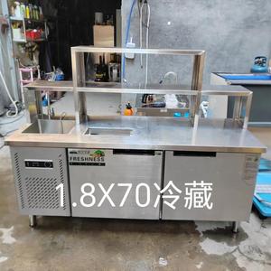 一米八×70水吧台带冷藏。九成新,一整套奶茶设备全套都有,(