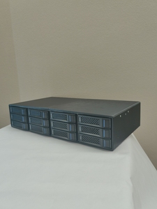 12盘位硬盘扩展柜 外置存储盒 nas 黑裙 12g Expander背板 可串联