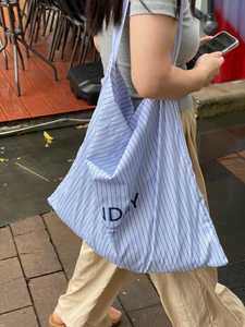 gaza萌博主推荐单肩大容量蓝白色条纹包字母布包女包通勤帆布包包