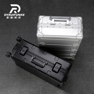 DYRUIFUNKE新款复古全铝镁合金拉杆箱全金属行李箱包24硬商务旅行