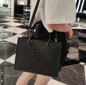 Prada/普拉达女士皮革小袋Saffiano皮革手提包托特包斜挎女包