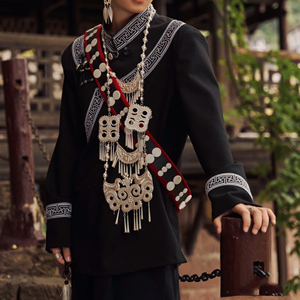 新款大凉山彝族男服装传统民族风棉麻服饰舞蹈演出服阿都外套男装