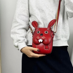 歌士顿-G020萌牙兔-真皮时尚卡通立体红色单肩斜挎包卡通包手机包