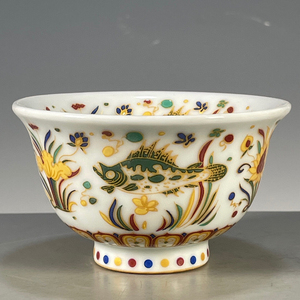 古董古玩瓷器用品老货收藏包老大明宣德年制五彩描金鱼藻纹茶杯