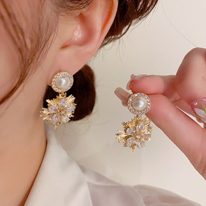韩式东大门高级感时尚金属烟花耳坠轻奢个性精致小众设计超闪耳环