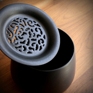 黑陶茶渣缸茶洗茶艺特大号建水中式复古纯色茶具配件带盖水盂茶盂