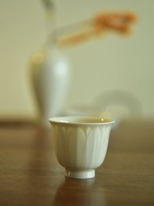 定瓷全手工莲瓣斗笠杯茶杯单杯品茗杯复古中国风定窑精致设计
