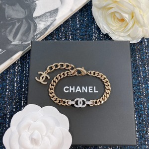 Chanel/香奈儿 2024SS新款时尚百搭淡金色链条手镯双C满钻手链女