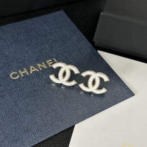 代购Chanel香奈儿耳钉经典字母耳钉小香᷂风中古耳环女耳夹耳饰