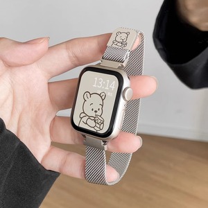 适用AppleWatch小熊维尼米兰尼斯不锈钢磁吸苹果手表表带S9卡通替换表带S8腕带iwatch新款/7/6/SE代夏季Ultra